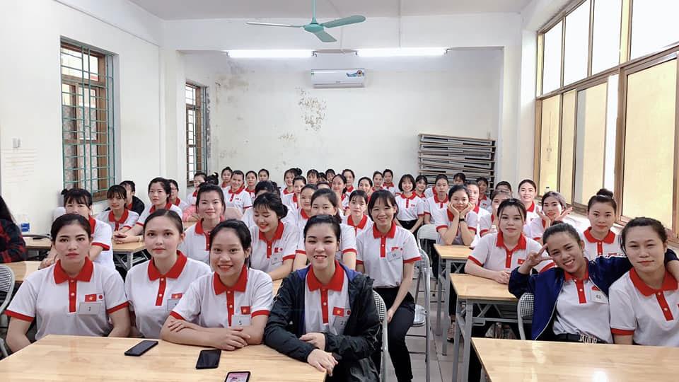 Thi tuyển đơn hàng lắp ráp điện tử dành cho nữ tháng 3