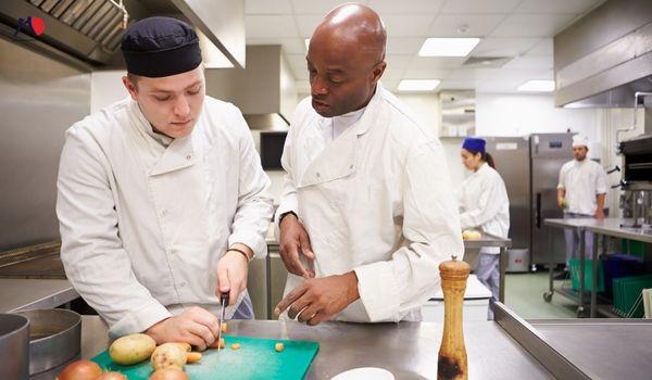 dieu-kien-di-du-hoc-nghe-duc-hien-nay-3.jpg