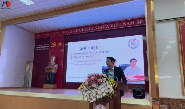 huong-nghiep-tu-van-viec-lam-va-ket-noi-doanh-nghiep-nam-2025-3.jpg